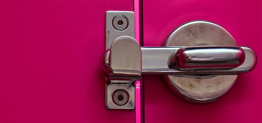 Childproof Gate Lock in Carmichael, California