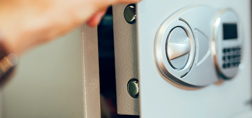 Fingerprint Safe Openers in Carmichael, CA